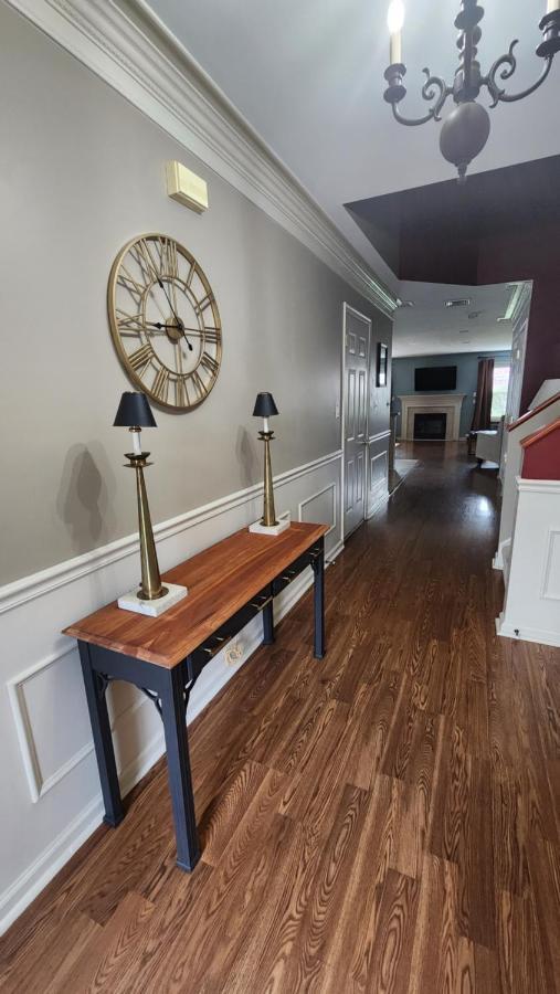 Entire Townhouse Close To Hershey Park Holiday home
