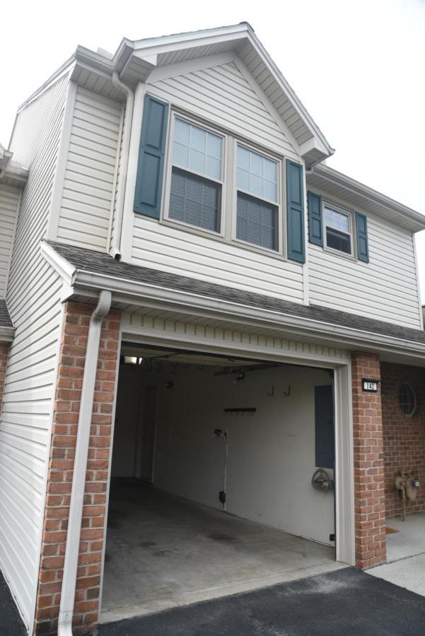Entire Townhouse Close To Hershey Park * Enola